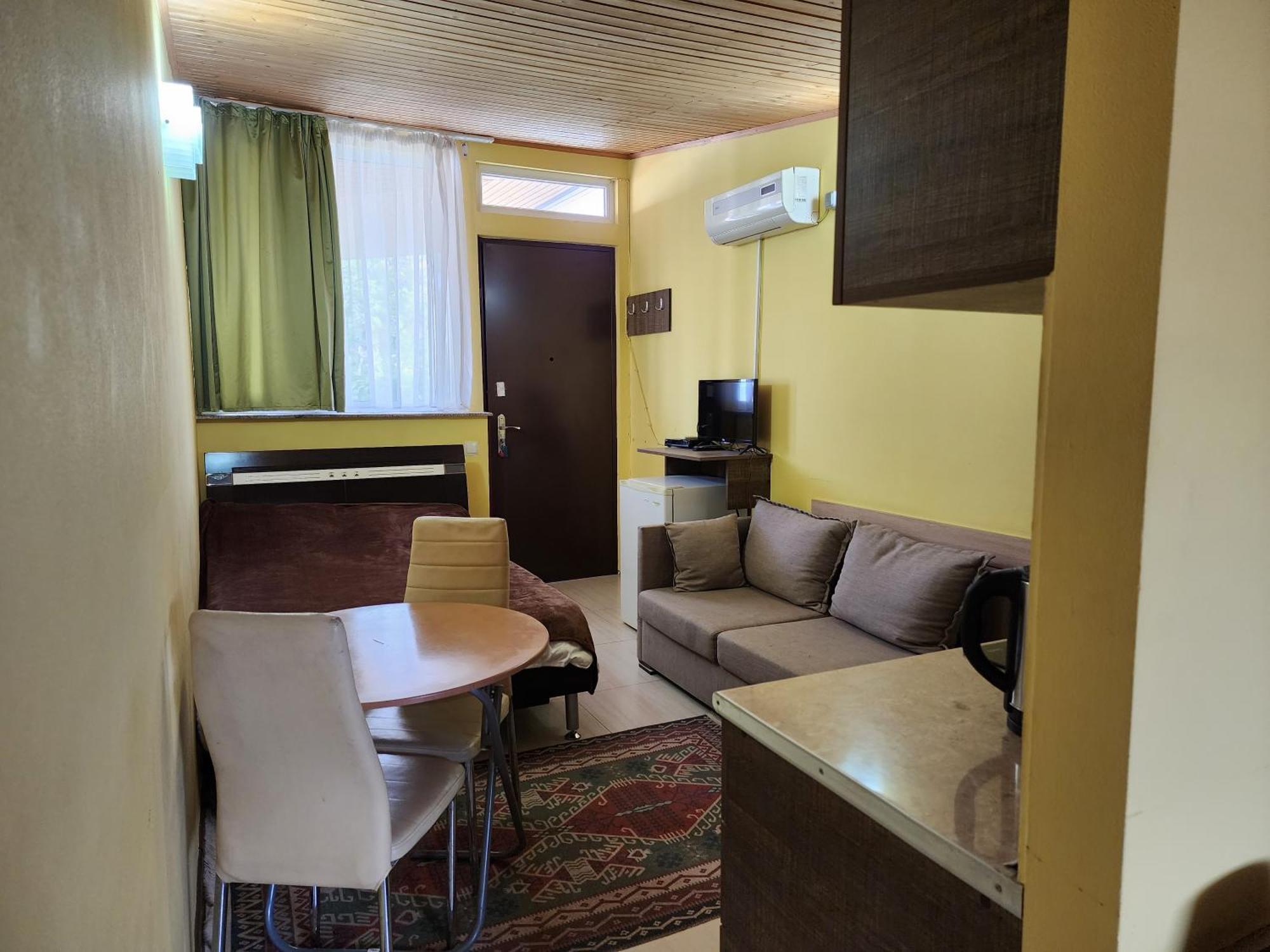 Gallary Hostel Tbilisi Exterior photo