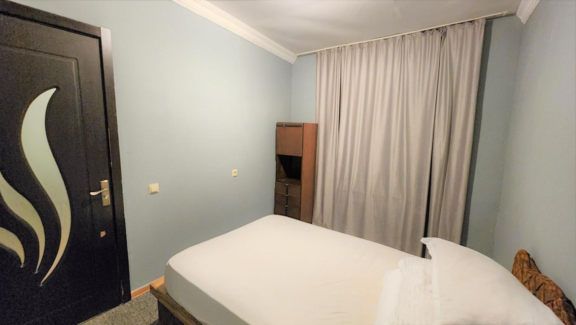 Gallary Hostel Tbilisi Exterior photo